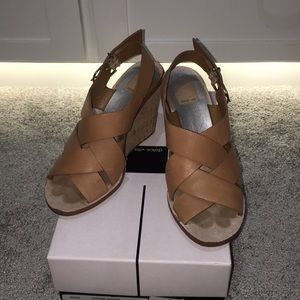 Dolce Vita Remie Wedges size 7